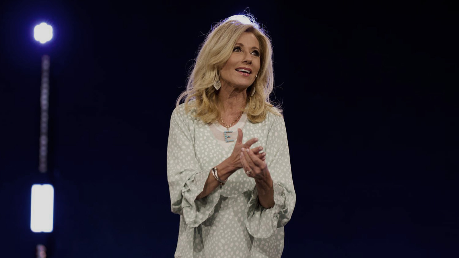 Beth-moore2