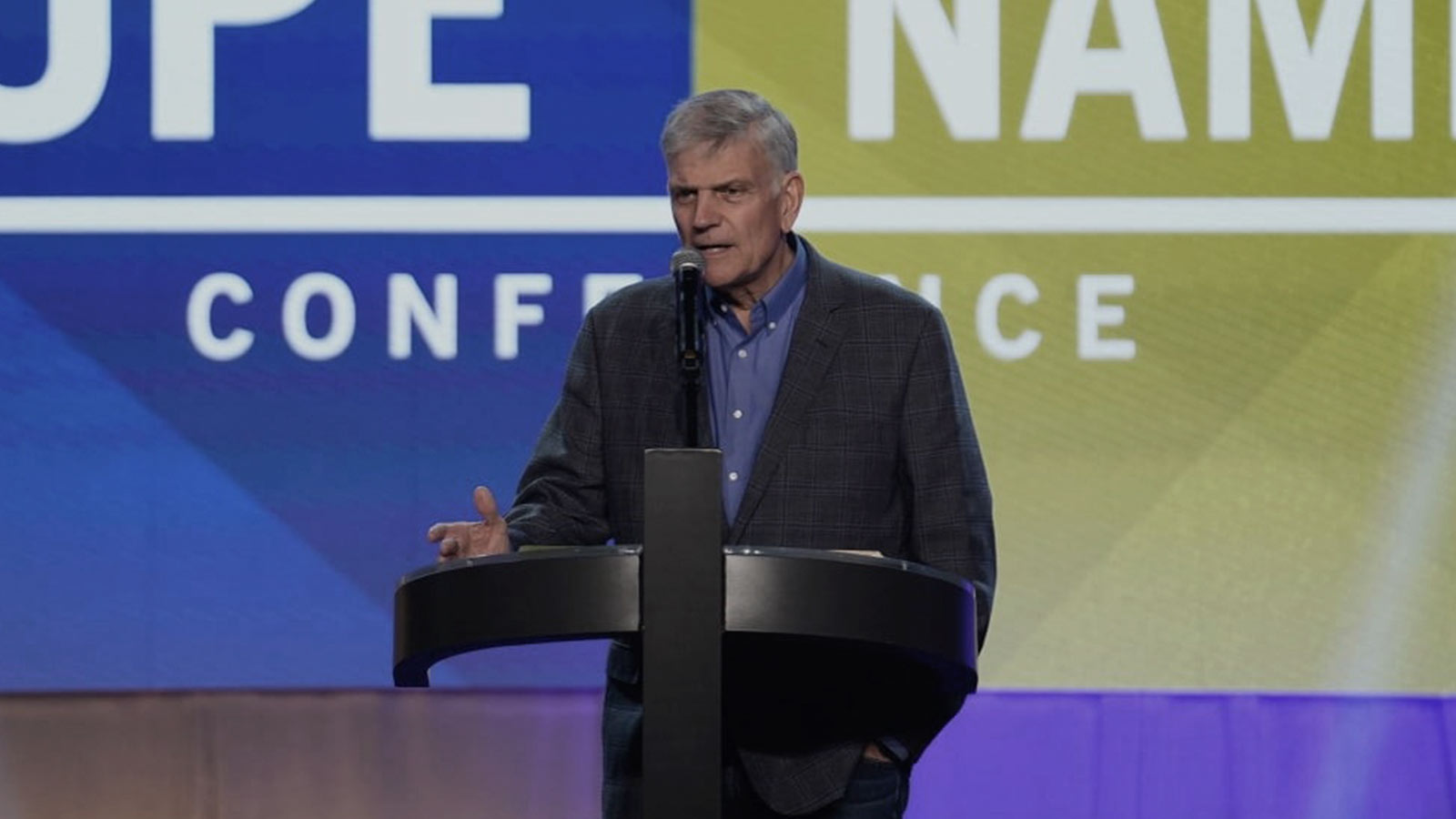 Franklin-Graham-viaja-a-Ucrania
