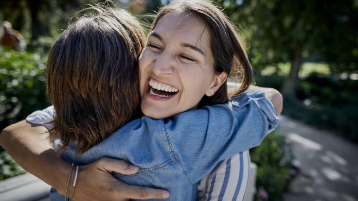 mujer-gratitud-amistad