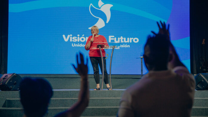 alejandra-cabrera-vision-de-futuro-iglesia