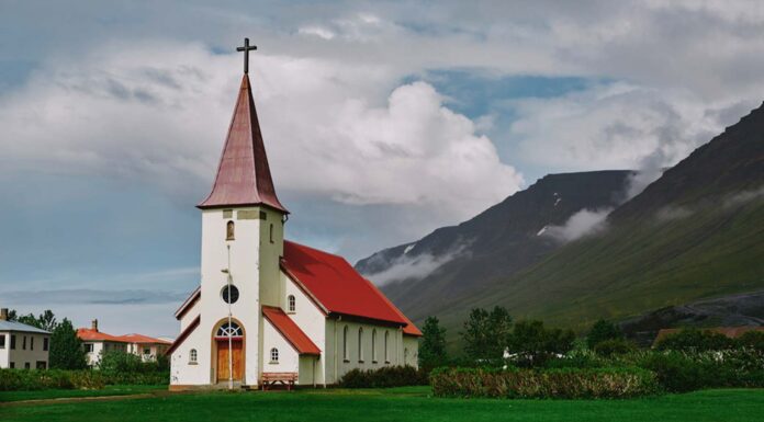 iglesia-islandesa