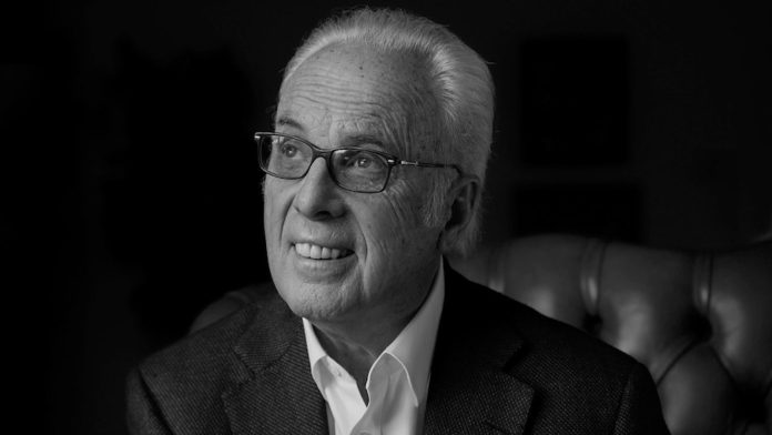 muere-john-macarthur