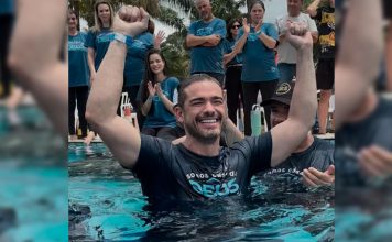 El actor de “Los Diez Mandamientos”, Sidney Sampaio, se bautiza y declara su fe en Cristo