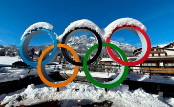 Cristianos aprovechan los Juegos Olímpicos de Invierno para repartir Biblias a los espectadores