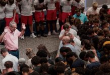 Lo que comenzó como un evento deportivo terminó con 120 jóvenes aceptando a Jesús
