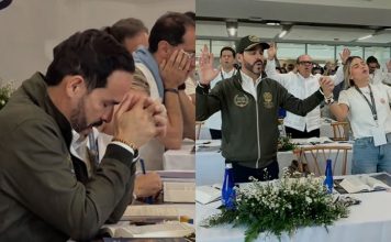 El Presidente de Colombia pone a Dios primero y regala Biblias a sus ministros antes de asumir el poder