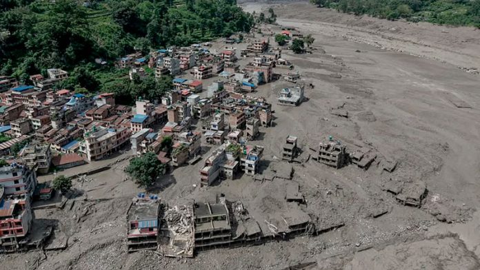 Líderes cristianos llaman a orar por Nepal tras devastadoras inundaciones