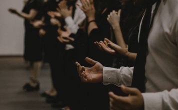 Jóvenes de Suecia vuelven sus ojos a Jesús en medio de una sociedad secularizada