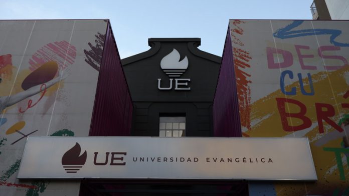 La Universidad Evangélica abre las inscripciones 2027 y suma una nueva carrera